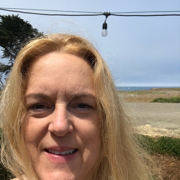 Meet your Posher, Kimberly - Picture 1 of 1